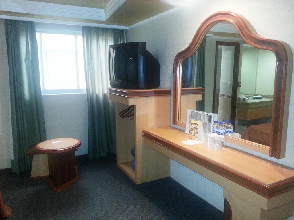 Hotel Los Reyes La Paz Værelse billede